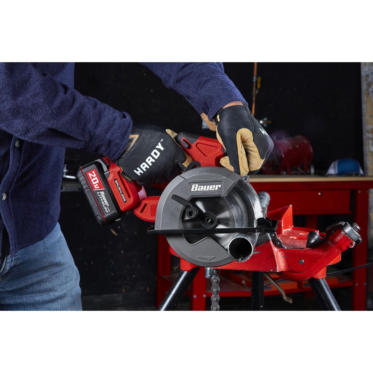 Sierra circular inalámbrica Bauer 20V Brushless de 5-3/8 pulgadas para corte de metal - Solo herramienta - 58261