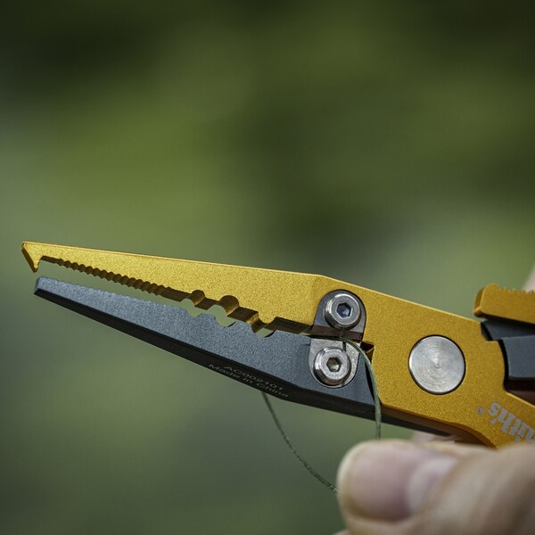 Smiths Consumer Products 2023 Smith'S Regalriver Aluminum Fishing Pliers W/ Carabiner W/ Splitring - Yellow - SMI-51301