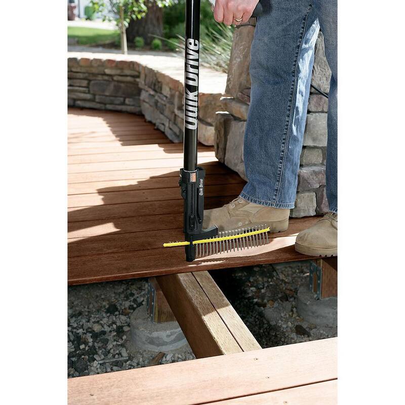 Sistema de Decking inalámbrico Simpson Strong-Tie Quik Drive PRO300SG2 con motor DEWALT de 2000 RPM (Herramienta solamente) - PRO300SG2DCXB2K