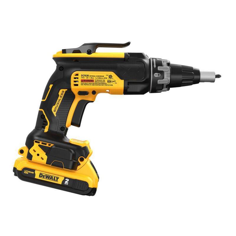 Kit de atornillador inalámbrico sin escobillas DEWALT 20V MAX con (2) baterías de 2.0Ah, cargador y bolsa para herramientas - DCF630D2