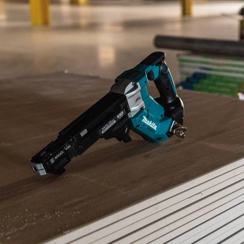 Atornillador automático inalámbrico sin escobillas de litio-ion LXT de 18V de Makita a 6,000 RPM (Herramienta solamente) - XRF03Z