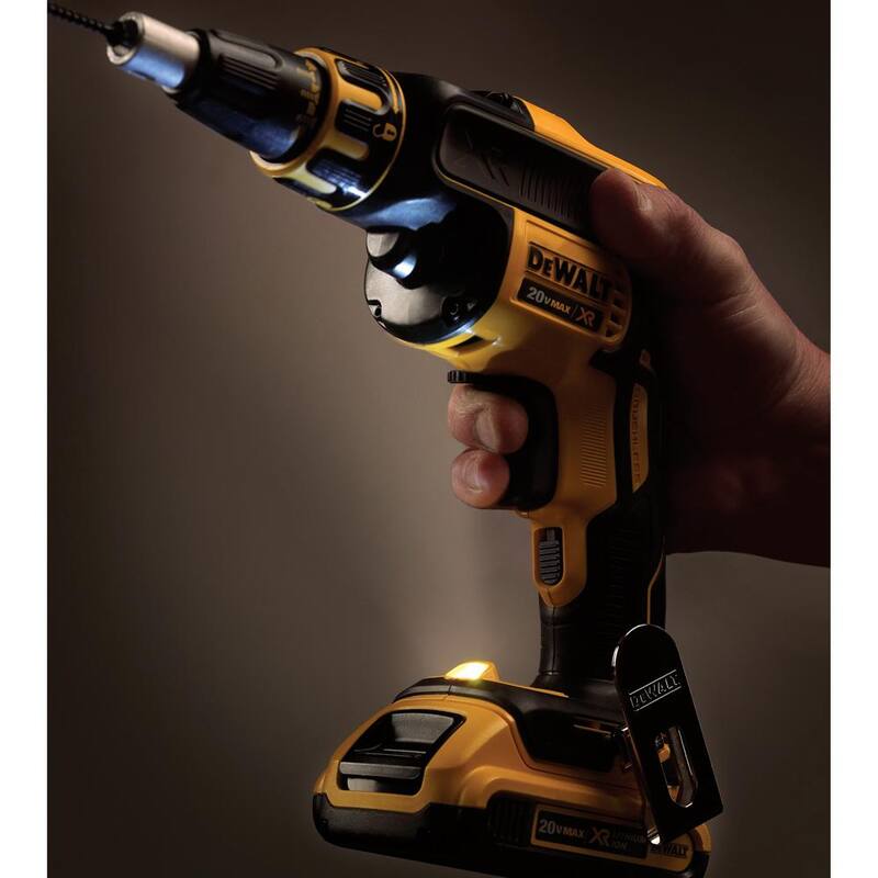 DEWALT 20V MAX Taladro inalámbrico sin escobillas para tablaroca y (1) Batería de iones de litio Premium de 20V MAX de 4.0Ah - DCF620Bw4b