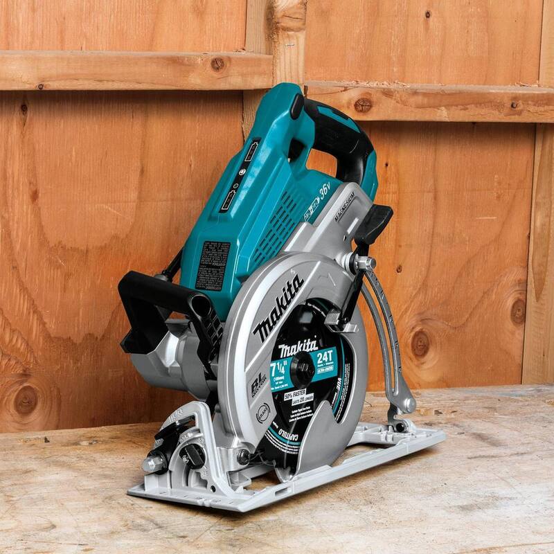 Sierra circular inalámbrica Makita 18V X2 LXT de iones de litio (36V) sin escobillas con mango trasero de 7-1/4 pulgadas (herramienta solamente) - XSR01Z.