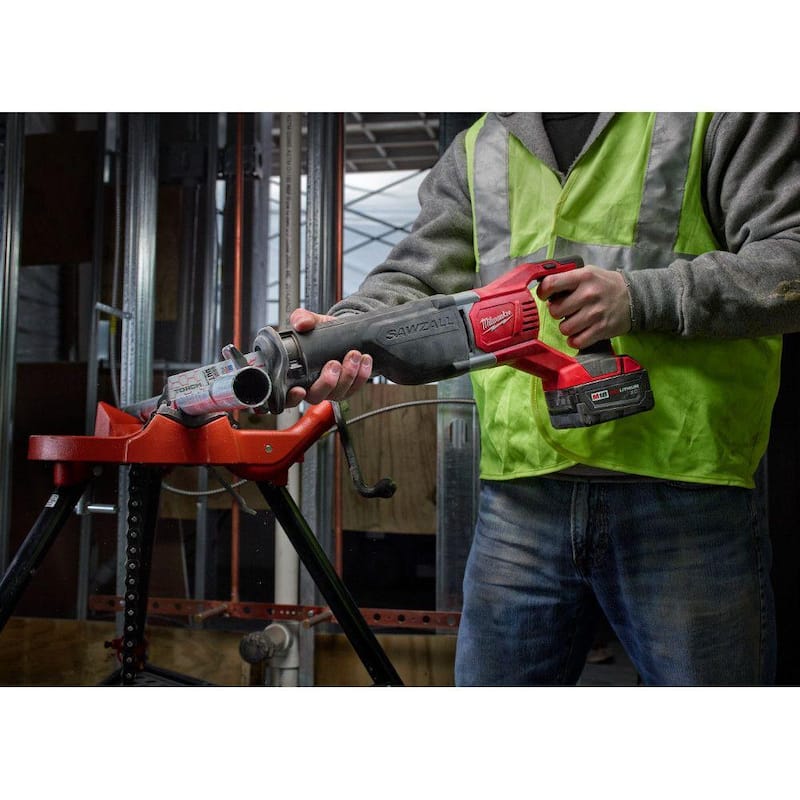 Sierra recíproca inalámbrica Milwaukee M18 18V de ion de litio (Herramienta solamente) - 2621-20.