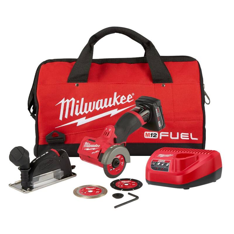 Sierra de corte inalámbrica Milwaukee M12 FUEL 12V de 3 pulgadas con batería de iones de litio de 4.0 Ah, cargador y estuche - 2522-21XC.