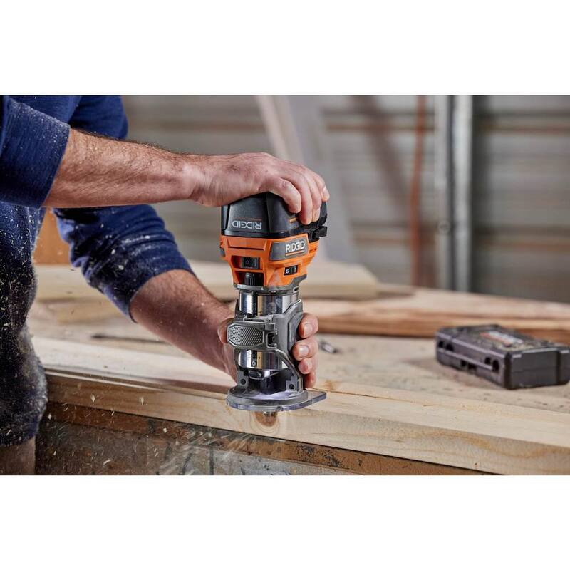 Kit Combo de 2 Herramientas Inalámbricas Brushless de 18V RIDGID con Sierra de Calar y Router (solo herramientas) - R920444SB