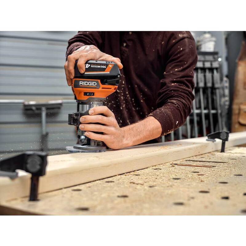 Kit Combo de 2 Herramientas Inalámbricas Brushless de 18V RIDGID con Sierra de Calar y Router (solo herramientas) - R920444SB
