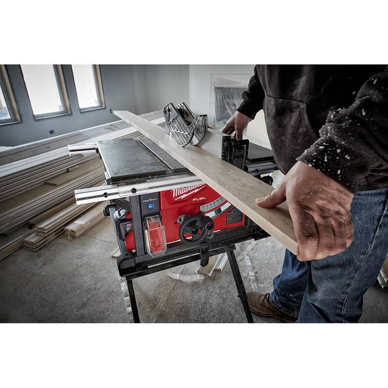 Sierra de mesa Milwaukee M18 FUEL ONE-KEY de 18 voltios y 8-1/4 pulgadas sin escobillas de iones de litio inalámbrica (herramienta solamente) - 2736-20.