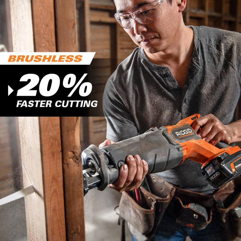 Sierra reciproca inalámbrica sin escobillas RIDGID 18V (Herramienta solamente) - R8647B