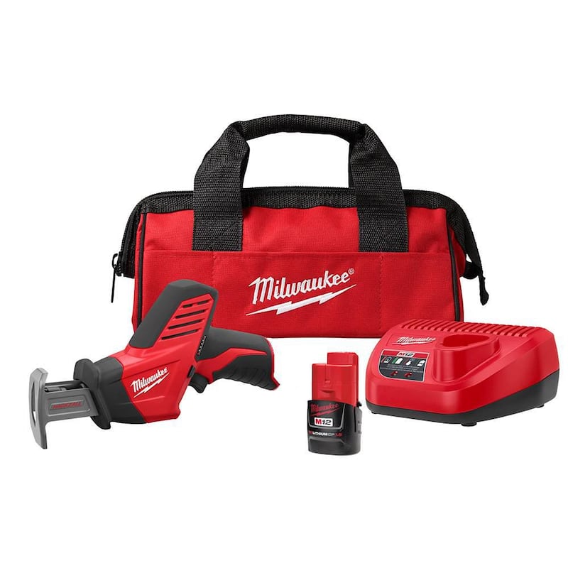 Sierra alternativa inalámbrica Milwaukee M12 de 12V con batería de iones de litio de 1.5Ah, cargador y bolsa de herramientas - 2420-21