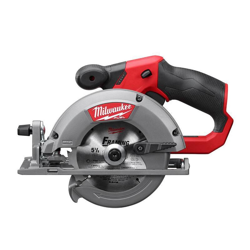 Sierra circular inalámbrica Milwaukee M12 FUEL 12V de Litio-Ion sin escobillas de 5-3/8 pulgadas (Herramienta solamente) - 2530-20