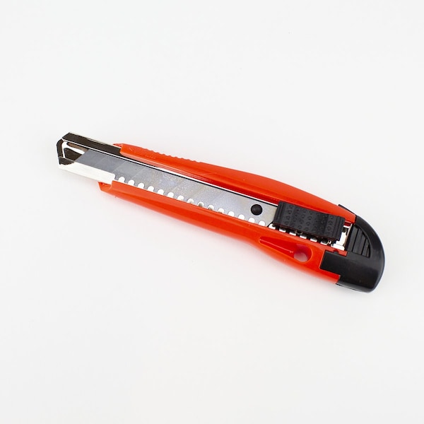 Excel Blades Heavy Duty Plastic Retractable Box Cutter, 18MM Snap Knife, Red 6pk. - 16850