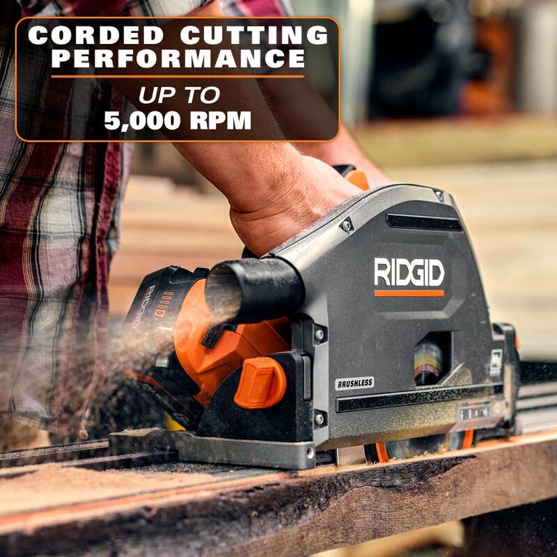 RIDGID 18V (2) Baterías de 4.0 Ah y Kit de Cargador con Sierra de Riel Inalámbrica Brushless de 6-1/2 pulgadas - AC93044SBN-R48630B