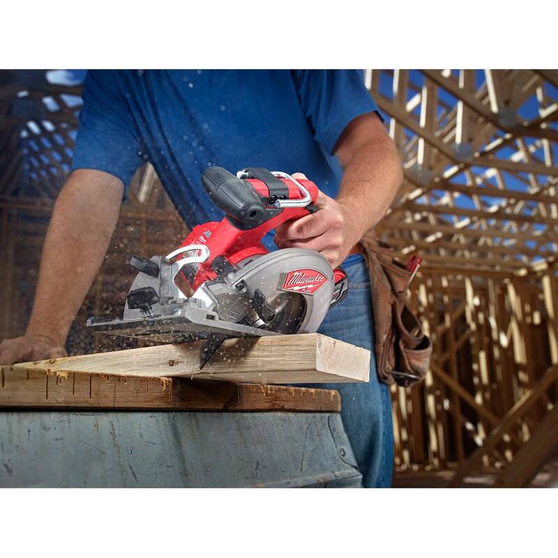 Sierra circular inalámbrica sin escobillas Milwaukee M18 FUEL de 18V de 6-1/2 pulgadas de iones de litio (herramienta solamente) - 2730-20