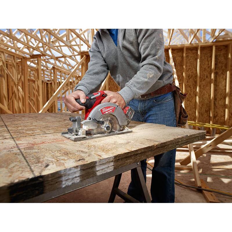 Sierra circular inalámbrica sin escobillas Milwaukee M18 FUEL de 18V de 6-1/2 pulgadas de iones de litio (herramienta solamente) - 2730-20