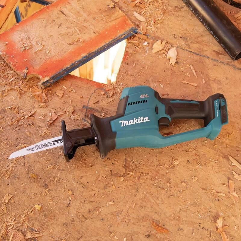 Sierra reciproca compacta inalámbrica sin escobillas de litio de 18V LXT de Makita (herramienta solamente) - XRJ08Z