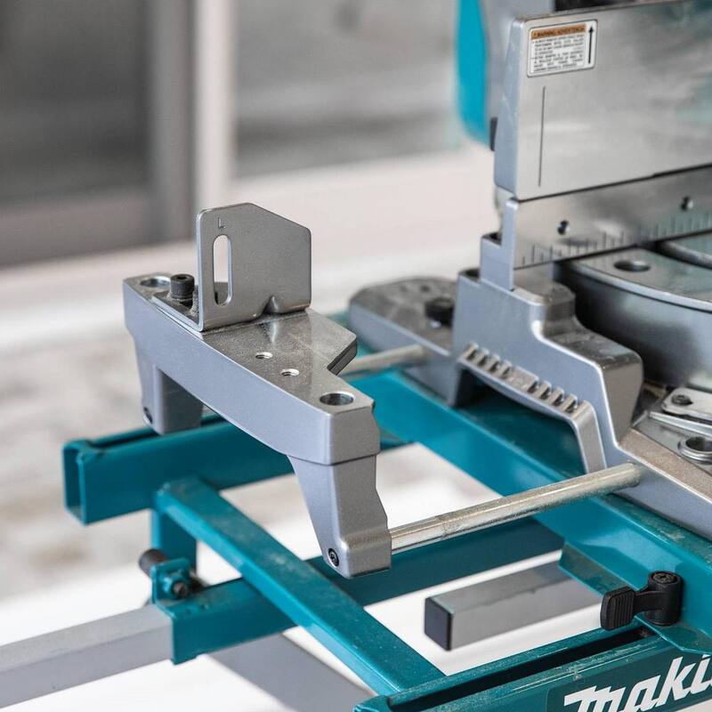 Sierra ingleteadora deslizante compuesta de bisel dual inalámbrica sin escobillas Makita 40V max XGT de 12 pulgadas, kit compatible con AWS (4.0Ah) - GSL04M1