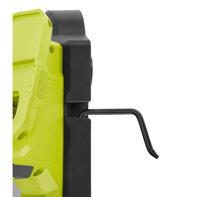 Sierra de cinta compacta inalámbrica RYOBI ONE+ 18V de 2-1/2 pulgadas (herramienta solamente) - P590