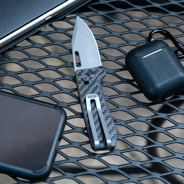 Gsm 2024 Sog Ultra Xr Carbon+Graphite, Presentation Box - SOG-12-63-01-57