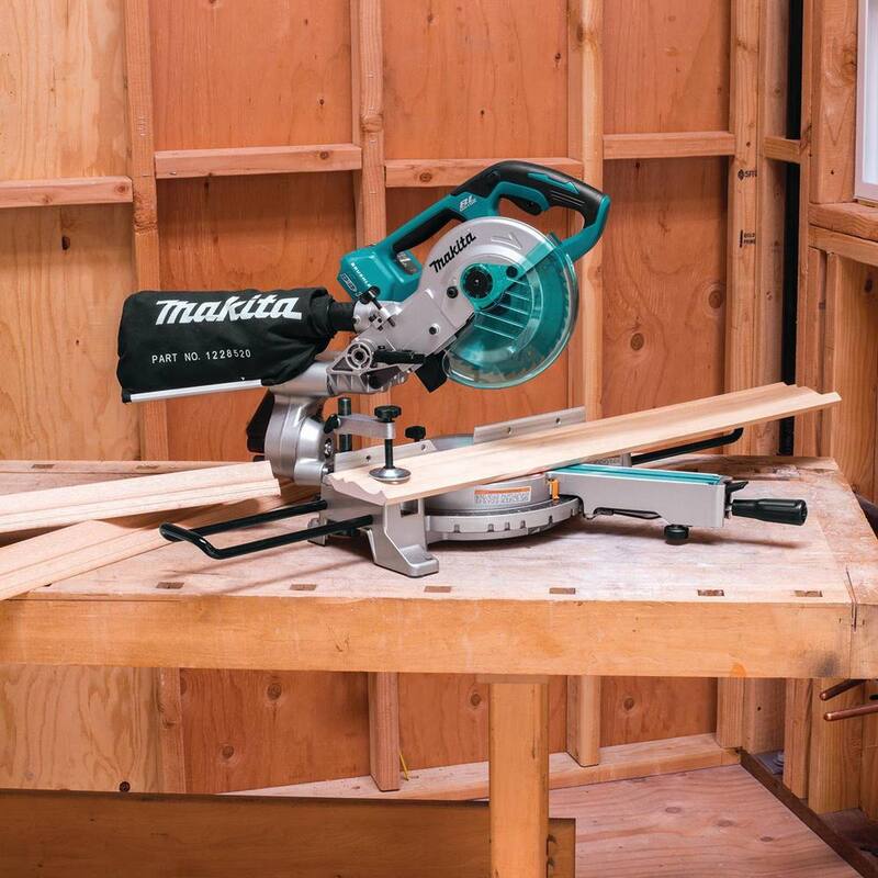 Sierra ingleteadora compuesta deslizante sin escobillas de ion de litio LXT de 18V X2 de Makita de 1/2 pulgada (herramienta solamente) - XSL02Z.