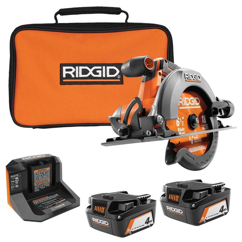 Sierra circular inalámbrica RIDGID de 18V de 6-1/2 pulgadas con (2) baterías de 4.0 Ah, cargador de 18V y bolsa - R8655B-AC93044SBN.