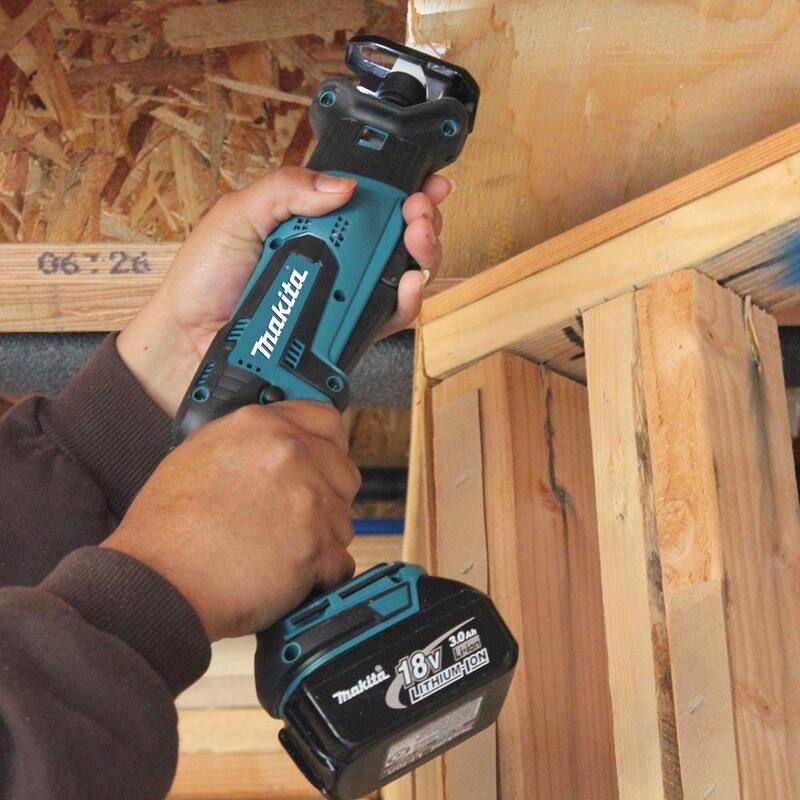 Sierra reciproca compacta inalámbrica de 18V LXT de iones de litio de velocidad variable y ligera con LED integrado (herramienta solamente) - XRJ01Z