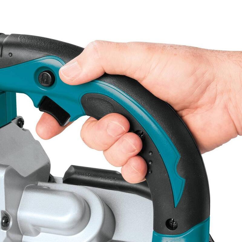 Sierra de banda portátil inalámbrica de iones de litio Makita 18V LXT 5.0Ah - XBP02TX