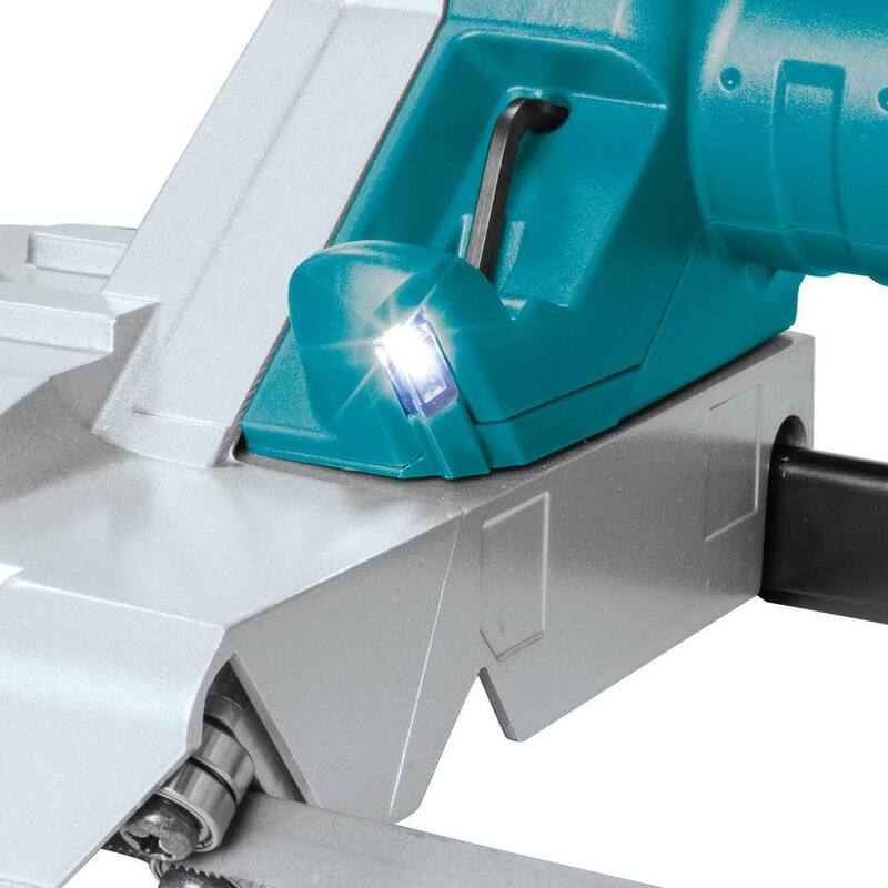 Sierra de banda portátil inalámbrica de iones de litio Makita 18V LXT 5.0Ah - XBP02TX