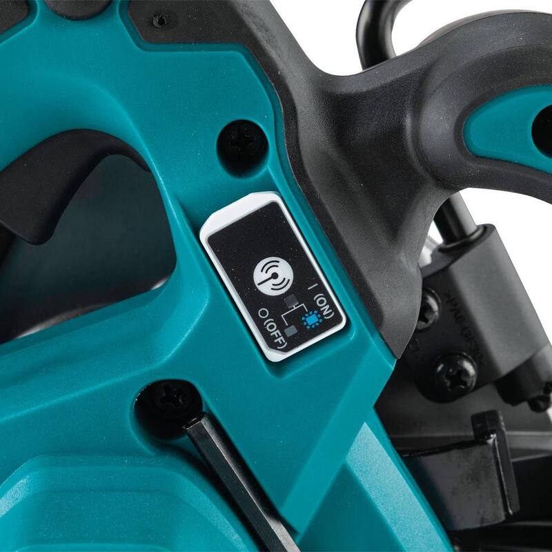 Sierra circular inalámbrica sin escobillas Makita 40V max XGT de 6-1/2 pulgadas, compatible con AWS, herramienta solamente - GSH05Z