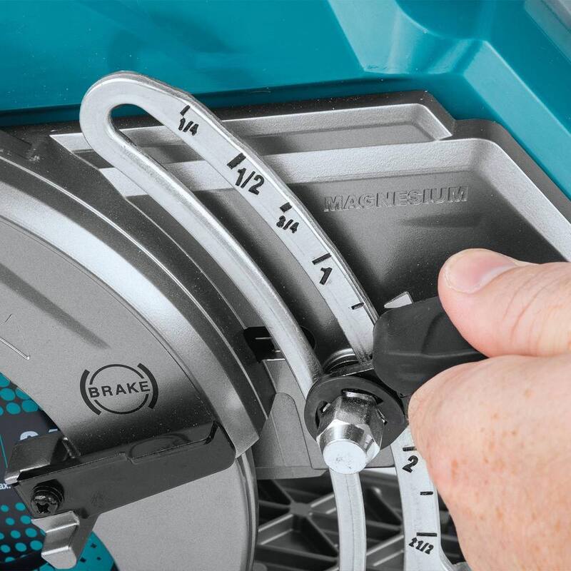 Sierra circular inalámbrica sin escobillas de 7-1/4 pulgadas con mango trasero Makita 40V Max XGT (solo herramienta) - GSR01Z