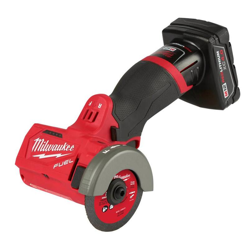 Milwaukee M12 FUEL 12V 3 in. Sierra de corte sin escobillas inalámbrica de iones de litio con kit de batería XC High Output 5.0 Ah - 2522-21XC-48-11-2450