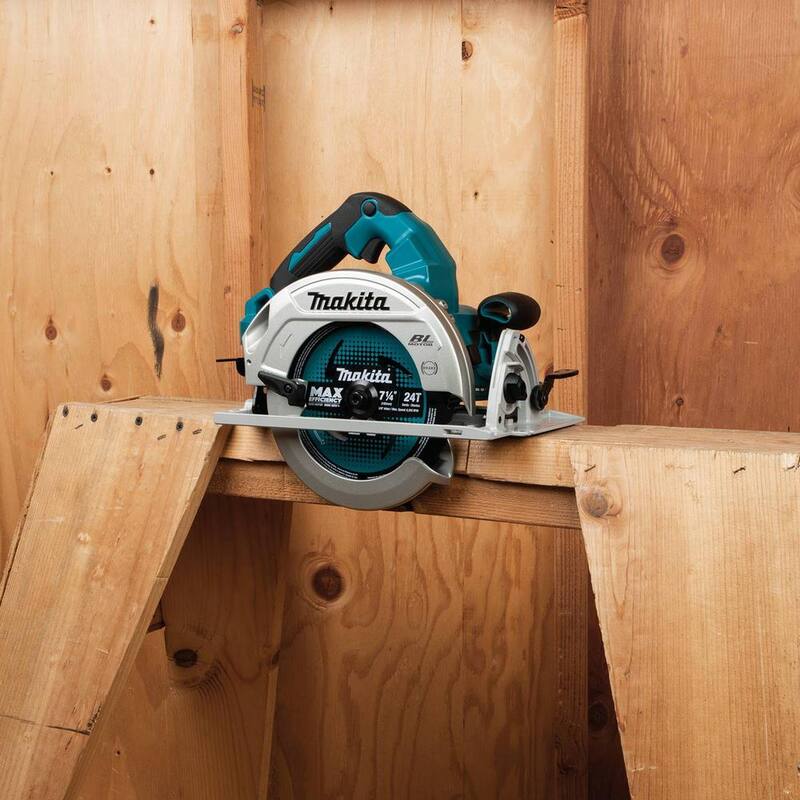Sierra circular inalámbrica sin escobillas Makita 18V X2 LXT de ion de litio (36V) de 7-1/4 pulg. (Solo herramienta) - XSH06Z