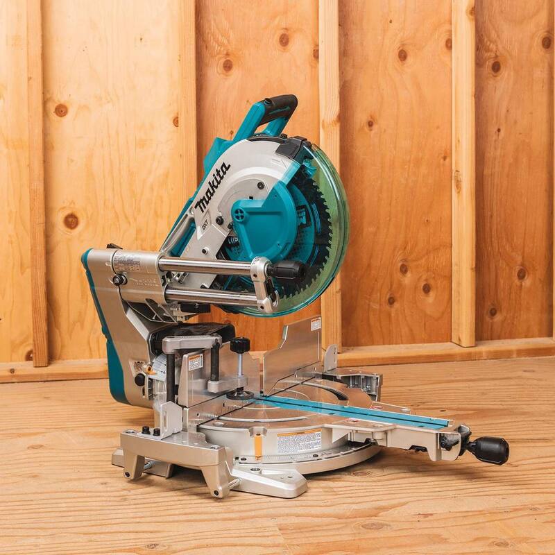 Sierra ingleteadora compuesta deslizante de doble bisel sin escobillas Makita 18V X2 LXT de 12 pulgadas con láser (herramienta solamente) - XSL07Z