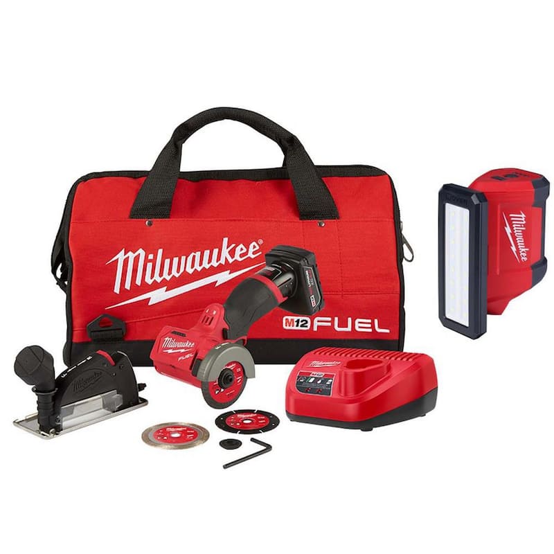 Sierra de corte inalámbrica Milwaukee M12 FUEL 12V 3 in. con batería de iones de litio sin escobillas y kit de luz de servicio M12 ROVER - 2522-21XC-2367-20