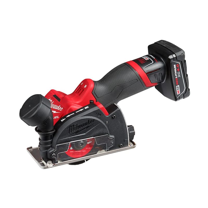 Sierra de corte inalámbrica Milwaukee M12 FUEL 12V 3 in. con batería de iones de litio sin escobillas y kit de luz de servicio M12 ROVER - 2522-21XC-2367-20