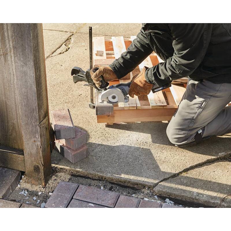 Dremel 20V Max Ultra-Saw Kit de sierra compacta inalámbrica (1 batería/cargador) - US20V-01