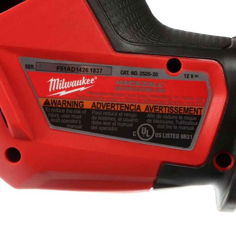 Milwaukee M12 FUEL 12V Sierra alternante inalámbrica de iones de litio HACKZALL Kit con (3) paquetes de baterías M12 y cargador - 2520-21XC-48-11-2411
