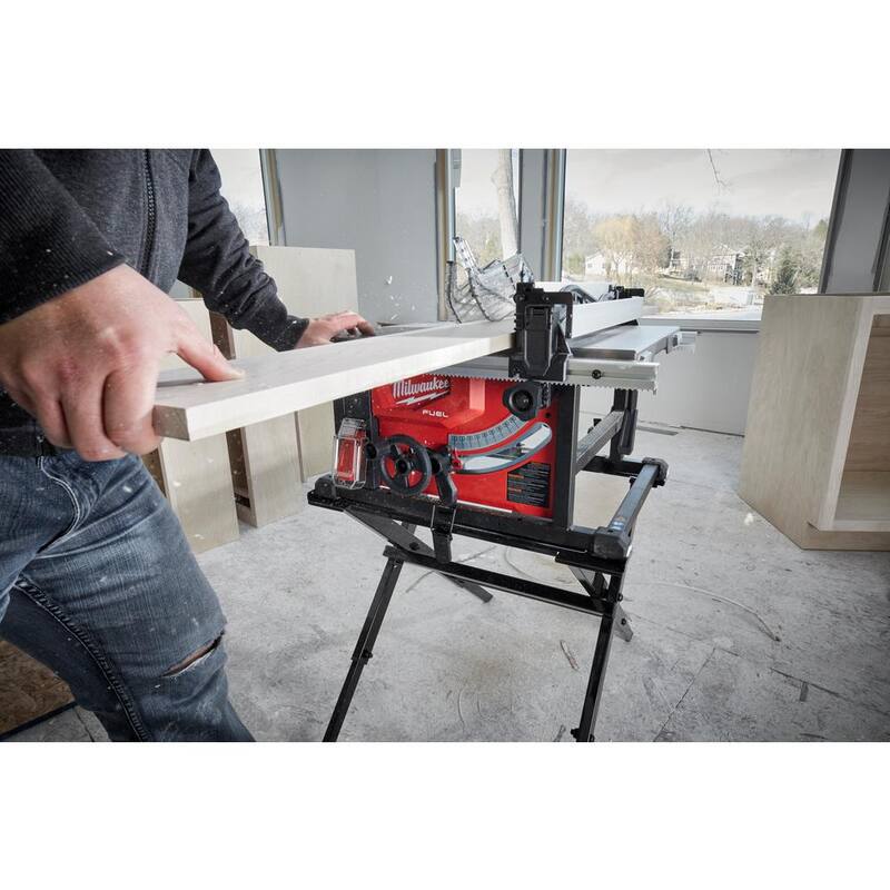 Sierra de mesa Milwaukee M18 FUEL ONE-KEY de 18 voltios con motor sin escobillas de 8-1/4 pulg. de diámetro con enrutador compacto de 18 voltios de iones de litio (sólo herramienta) - 2736-20-2723-20.