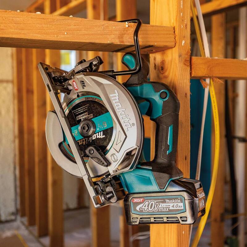 Sierra circular inalámbrica sin escobillas Makita 40V Max XGT de 6-1/2 pulgadas, kit con capacidad AWS (4.0Ah) - GSH05M1