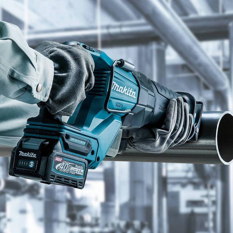 Juego de sierra reciproca inalámbrica sin escobillas Makita 40V Max XGT (4.0Ah) - GRJ01M1