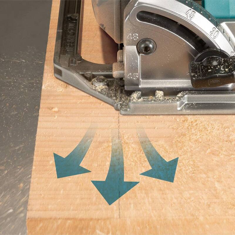 Sierra circular inalámbrica sin escobillas XGT Makita 40V max de 7-1/4 pulgadas con base compatible con riel guía, compatible con AWS (4.0Ah) - GSH02M1