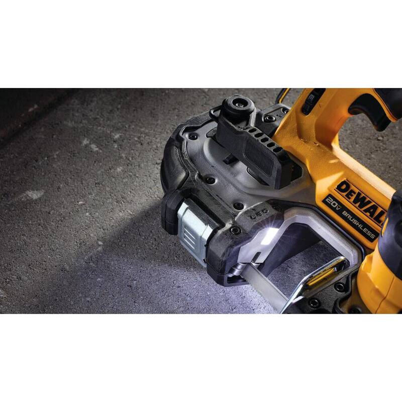 DEWALT ATOMIC 20V MAX Sierra de cinta inalámbrica de iones de litio sin escobillas de 1-3/4 pulgadas con batería de 4.0Ah, cargador y bolsa - DCS377Q1
