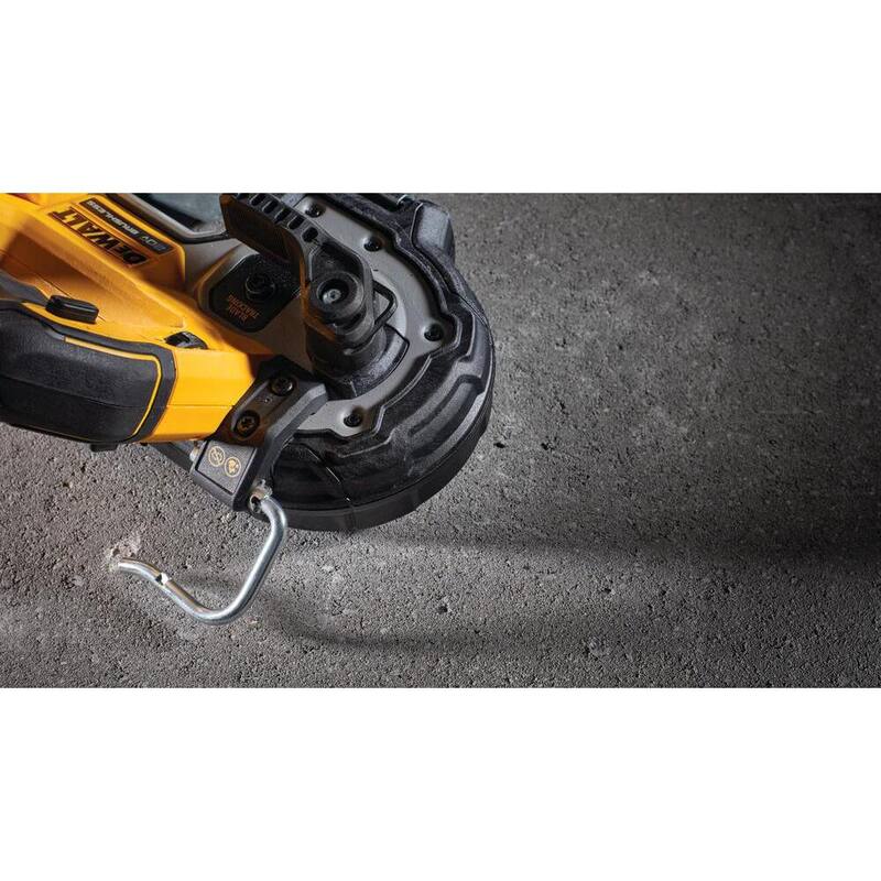 DEWALT ATOMIC 20V MAX Sierra de cinta inalámbrica de iones de litio sin escobillas de 1-3/4 pulgadas con batería de 4.0Ah, cargador y bolsa - DCS377Q1