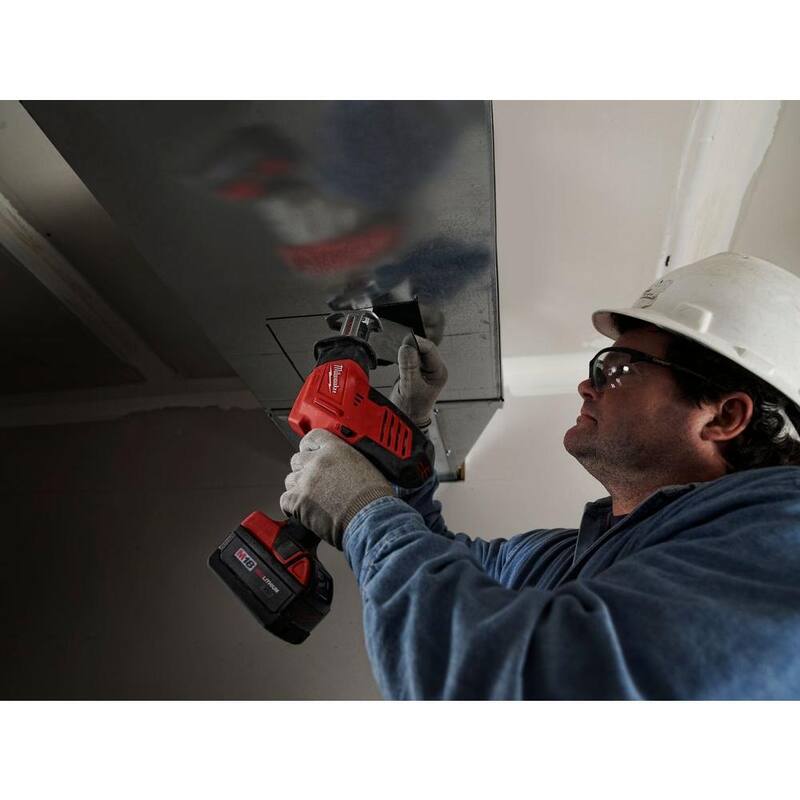 Sierra alternativa inalámbrica Milwaukee M18 18V de iones de litio HACKZALL con dientes de carburo para cortar metal y hoja de sierra SAWZALL - 2625-20-48-00-5201.