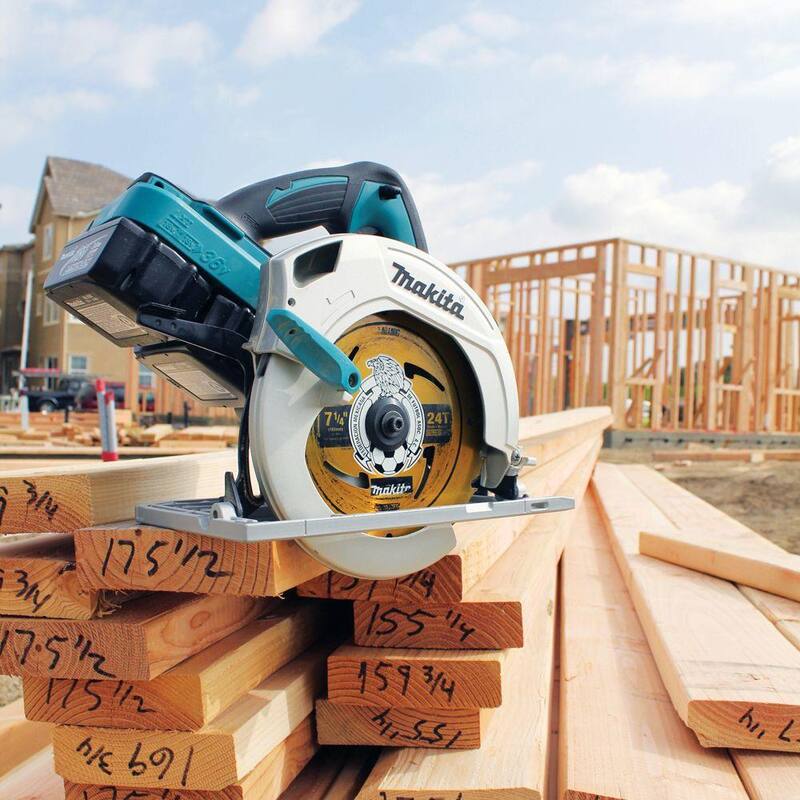 Sierra circular inalámbrica de litio Makita 18V X2 LXT (36V) de 7-1/4 pulgadas (Herramienta solamente) - XSH01Z