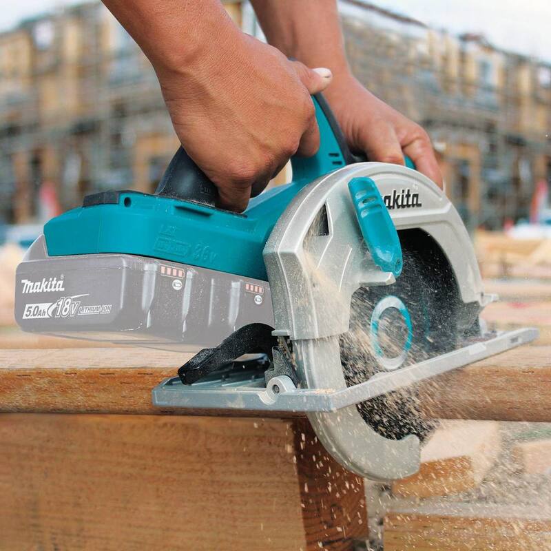 Sierra circular inalámbrica de litio Makita 18V X2 LXT (36V) de 7-1/4 pulgadas (Herramienta solamente) - XSH01Z