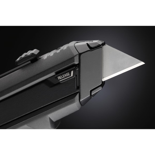 Toughbuilt 6.5 in. Retractable Reloading Utility Knife Black 1 pc - TB-H4S2-03-6BES