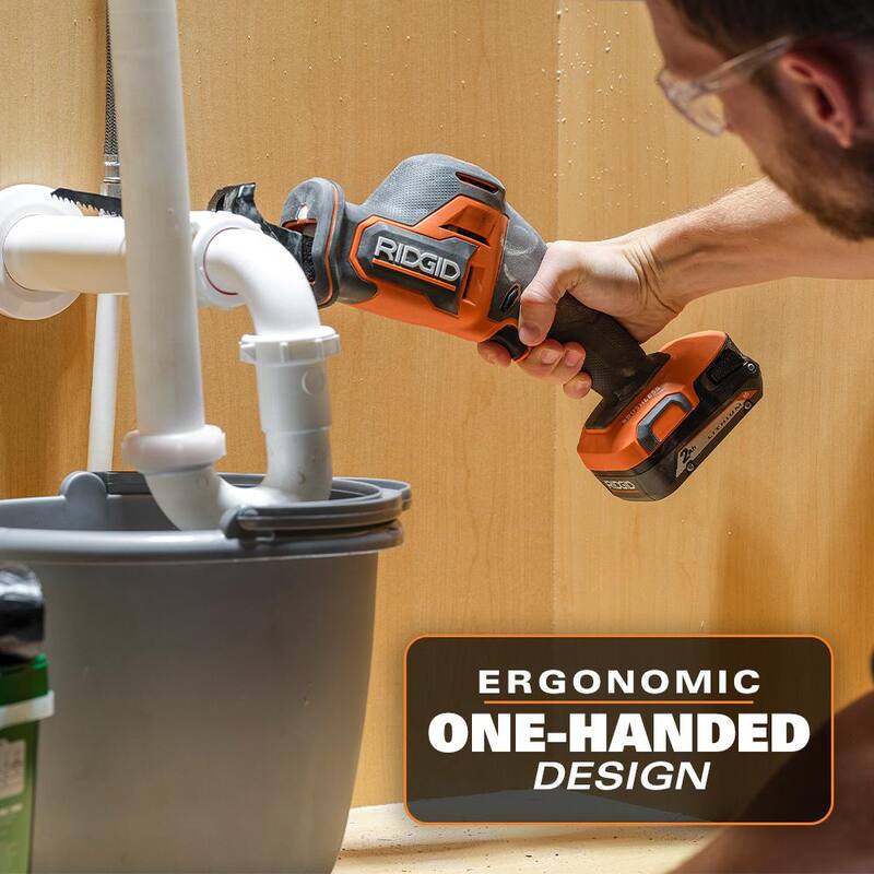 Sierra de vaivén inalámbrica compacta sin escobillas de 18V RIDGID de una mano con (2) baterías de iones de litio compactas de 2.0 Ah - R8648B-AC8400802P