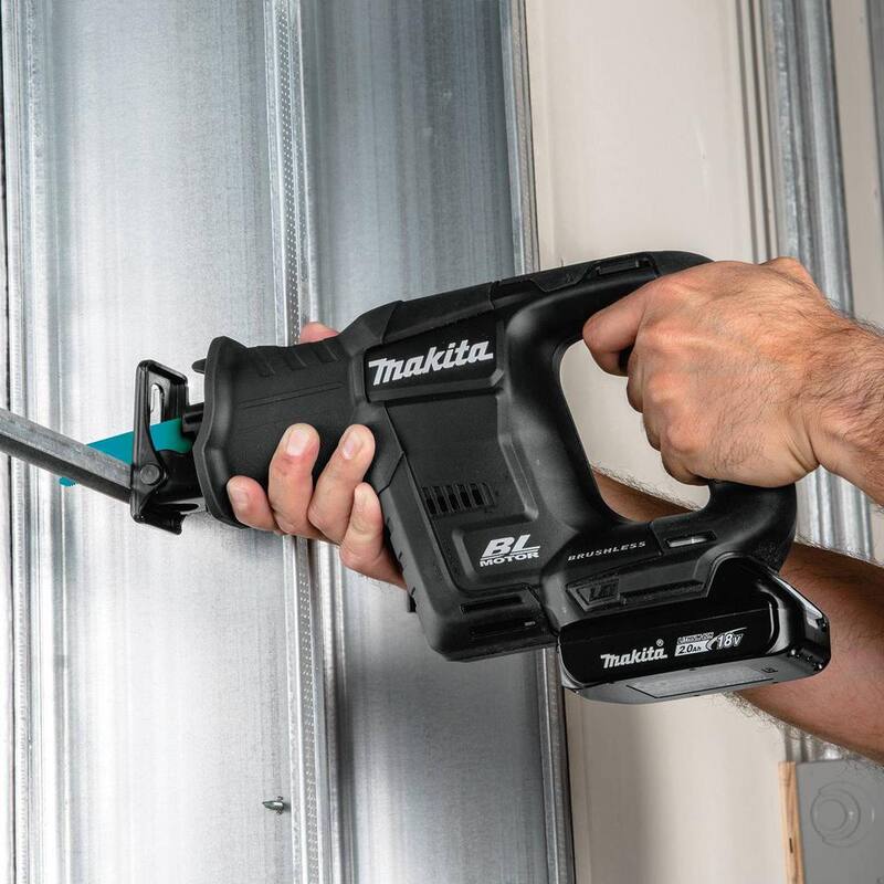 Kit de sierra reciproca inalámbrica Makita 18V LXT Sub-Compact de iones de litio sin escobillas (2.0 Ah) - XRJ07R1B.