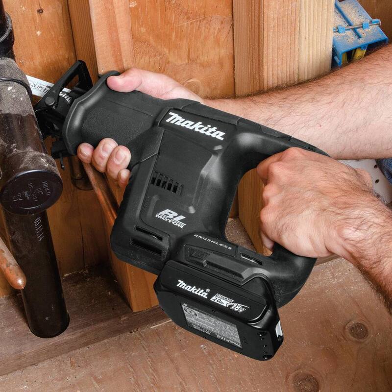 Kit de sierra reciproca inalámbrica Makita 18V LXT Sub-Compact de iones de litio sin escobillas (2.0 Ah) - XRJ07R1B.